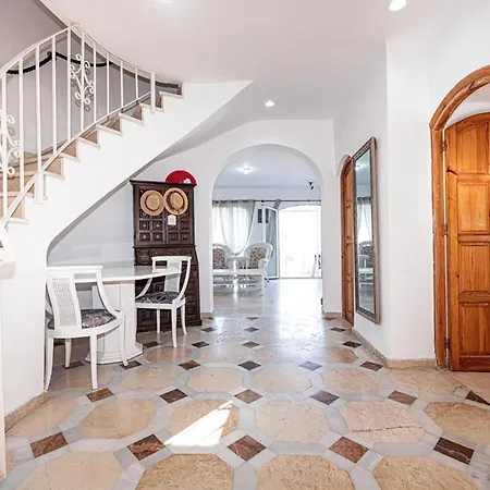 Tara Villa