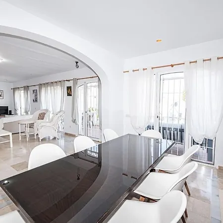 Tara Villa Nerja