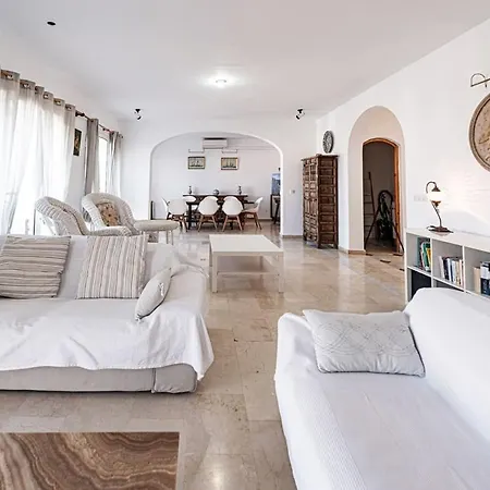 Villa Tara *